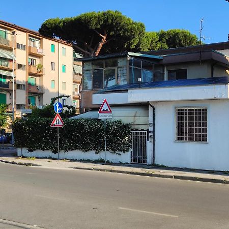 L'Appoggio Perfetto Apartment Viareggio Exterior foto